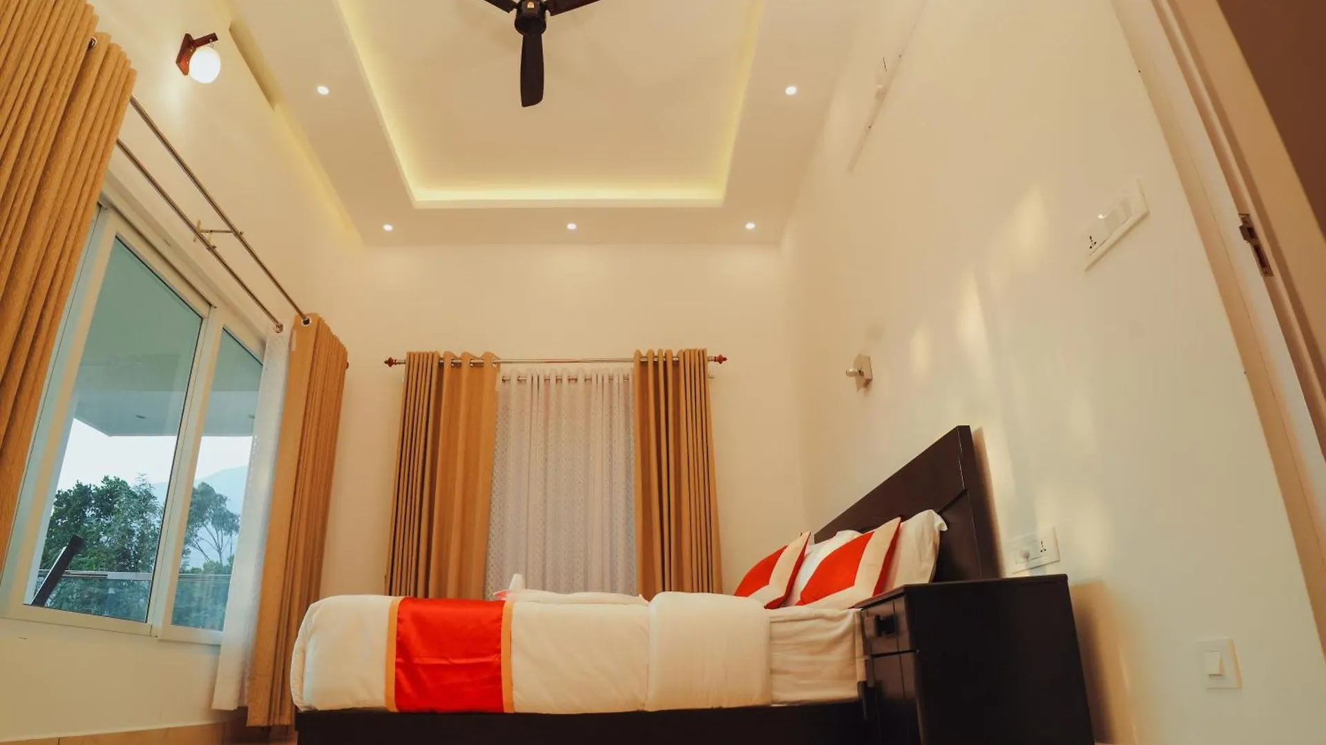Cardamom Casa Plantation Villa Munnar 0*,